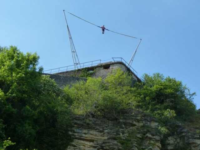  logotipo de Fort Adventure